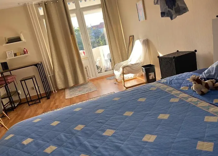 Central Apartment To Rent!